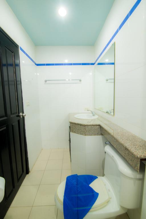 De Apartment Pattaya Exteriör bild