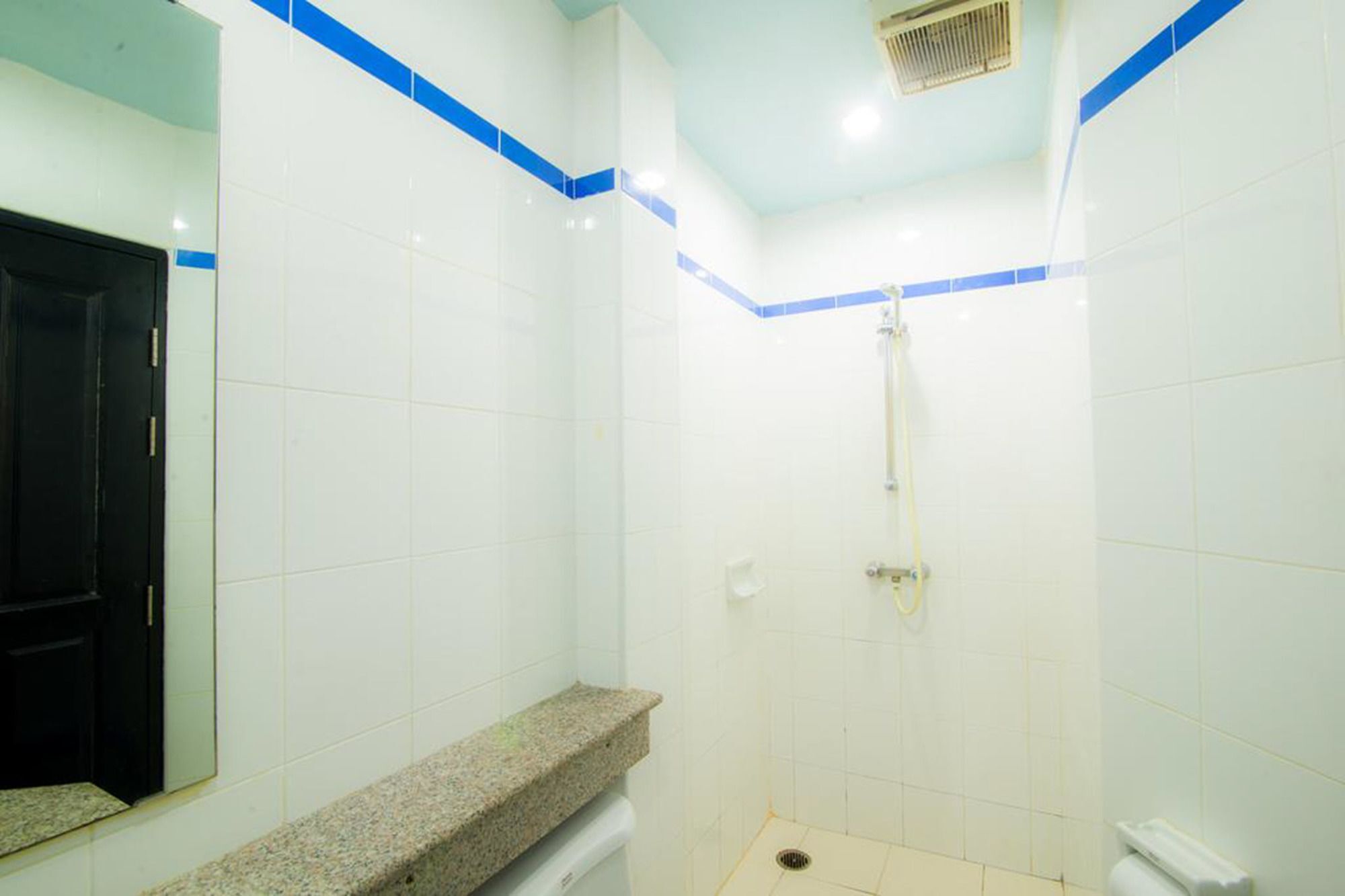 De Apartment Pattaya Exteriör bild